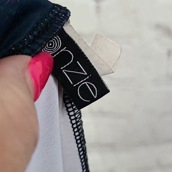 Soma S/M Onzie Hot Yoga Flow Mid Rise Legging Stormy Night Activewear Fitness - Picture 5 of 7